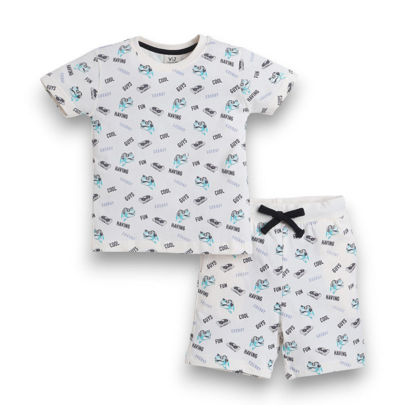Victor and Jane - All-Over Printed T-shirt and Shorts Pyjama Set