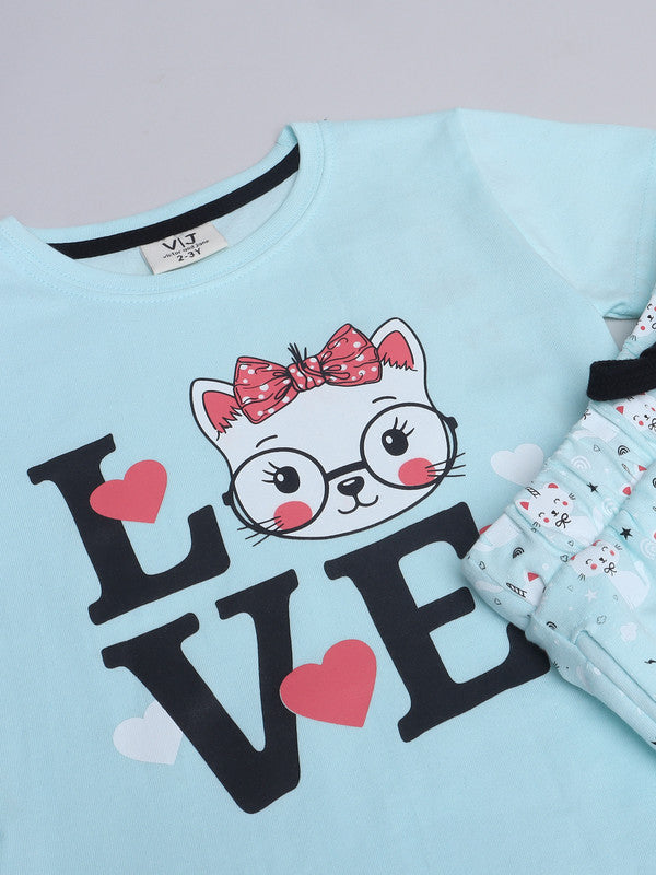 Victor and Jane - Printed T-shirt and Shorts Pyjama Set