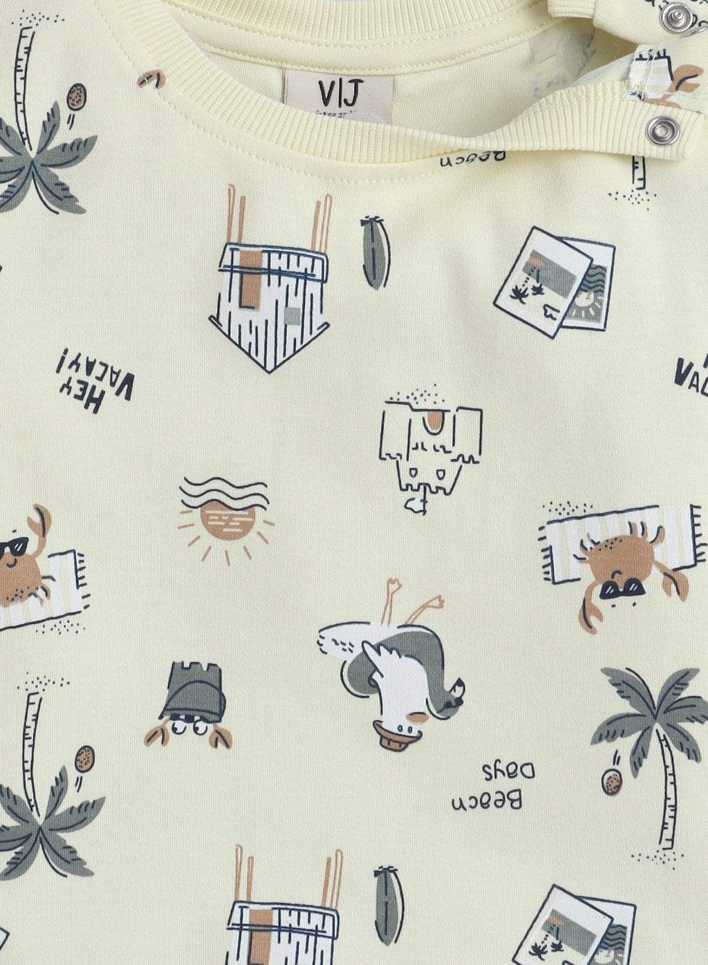 Hey Vacay All Over Printed T-Shirt and Shorts Set - White