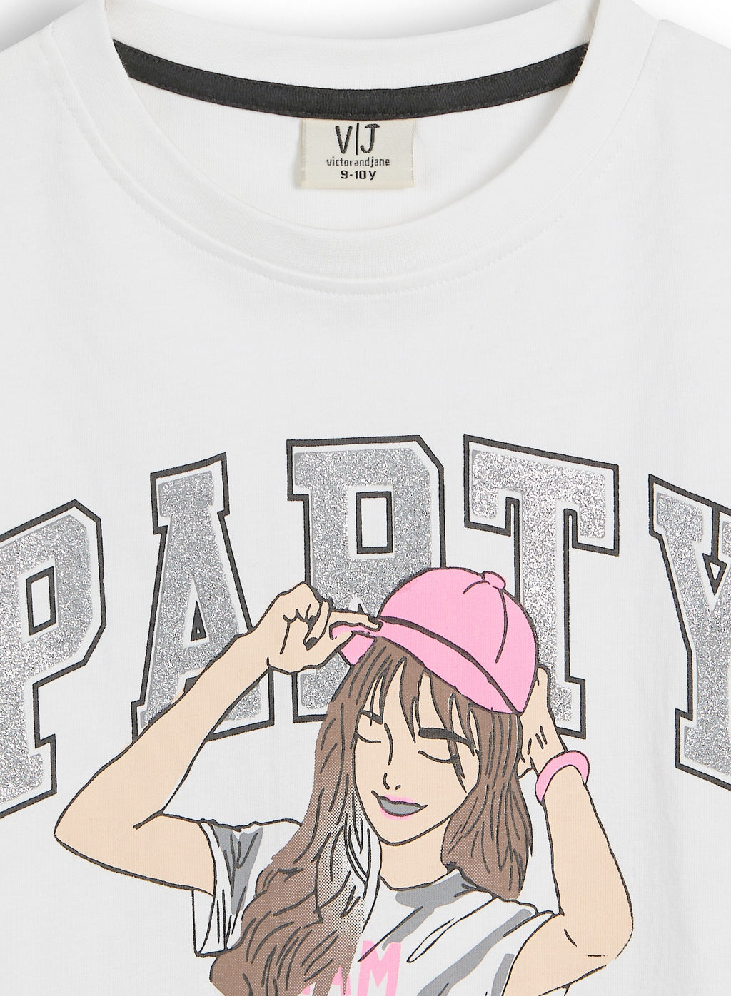 Victor And Jane Round Neck Party Graphic T-Shirt - White