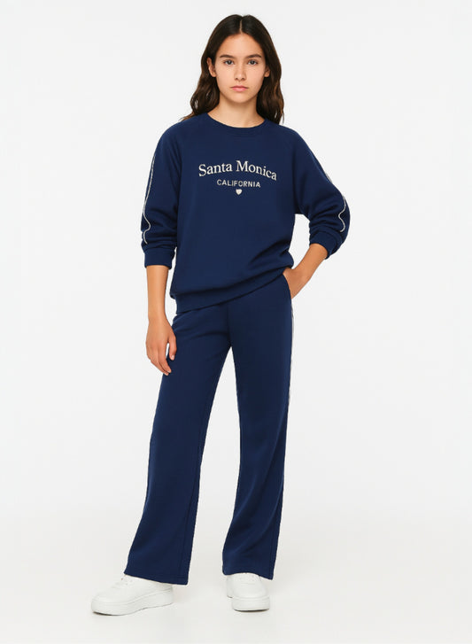 Girls’ Navy Ribbed Lounge Set – 2-Piece Stretch Ensemble