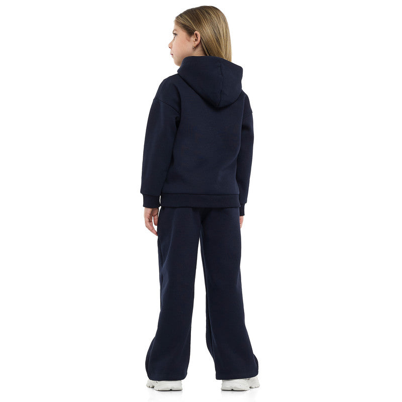 Girls Floral Embroidered Fleece Tracksuit – Navy 2-Piece Set
Ask ChatGPT