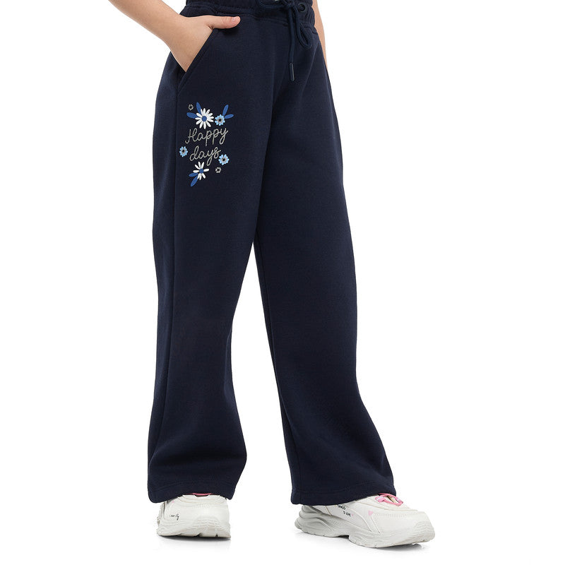 Girls Floral Embroidered Fleece Tracksuit – Navy 2-Piece Set
Ask ChatGPT