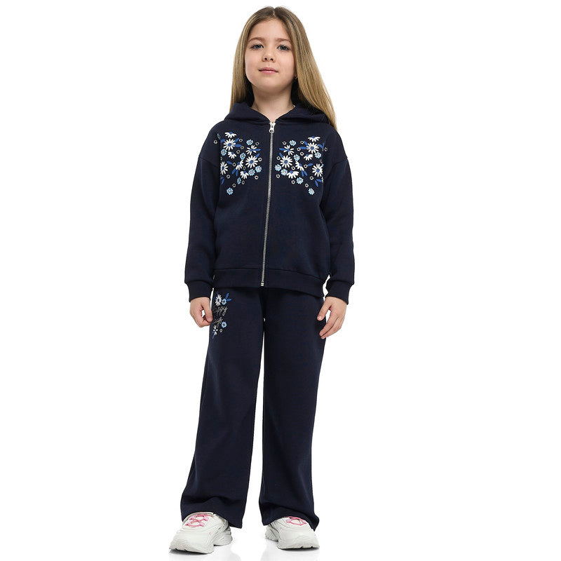 Girls Floral Embroidered Fleece Tracksuit – Navy 2-Piece Set
Ask ChatGPT