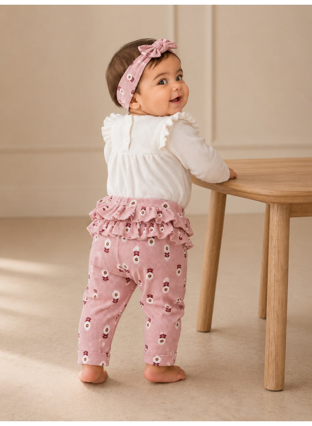 Baby Girls Long Sleeve Bodysuit and Ruffle Pants Set with Headband (3-Piece)