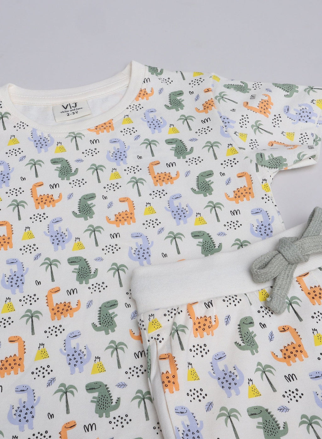 Victor And Jane - All-Over Printed T-Shirt And Pyjama Set