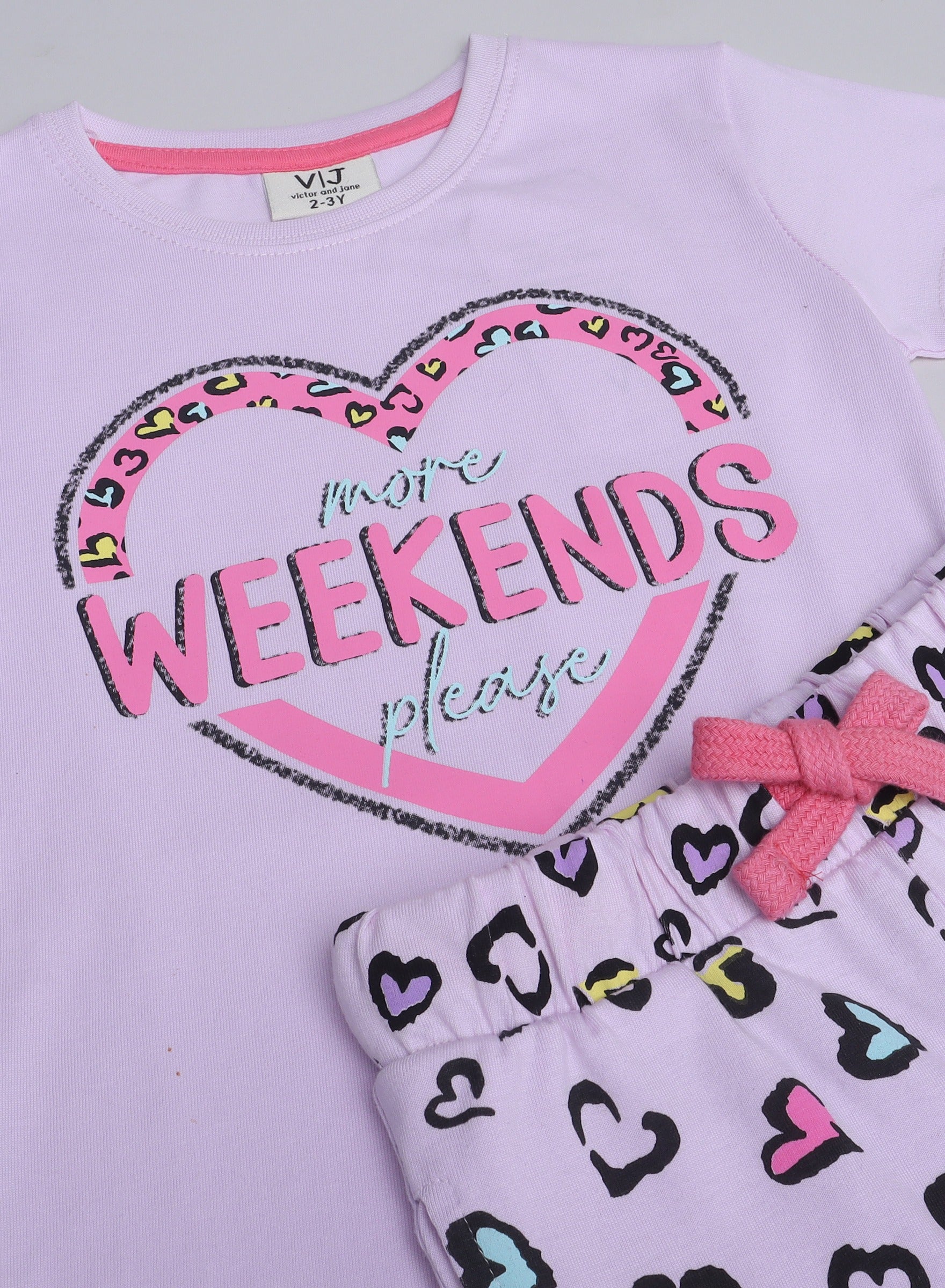Victor And Jane - Printed T-Shirt And Pyjama Set