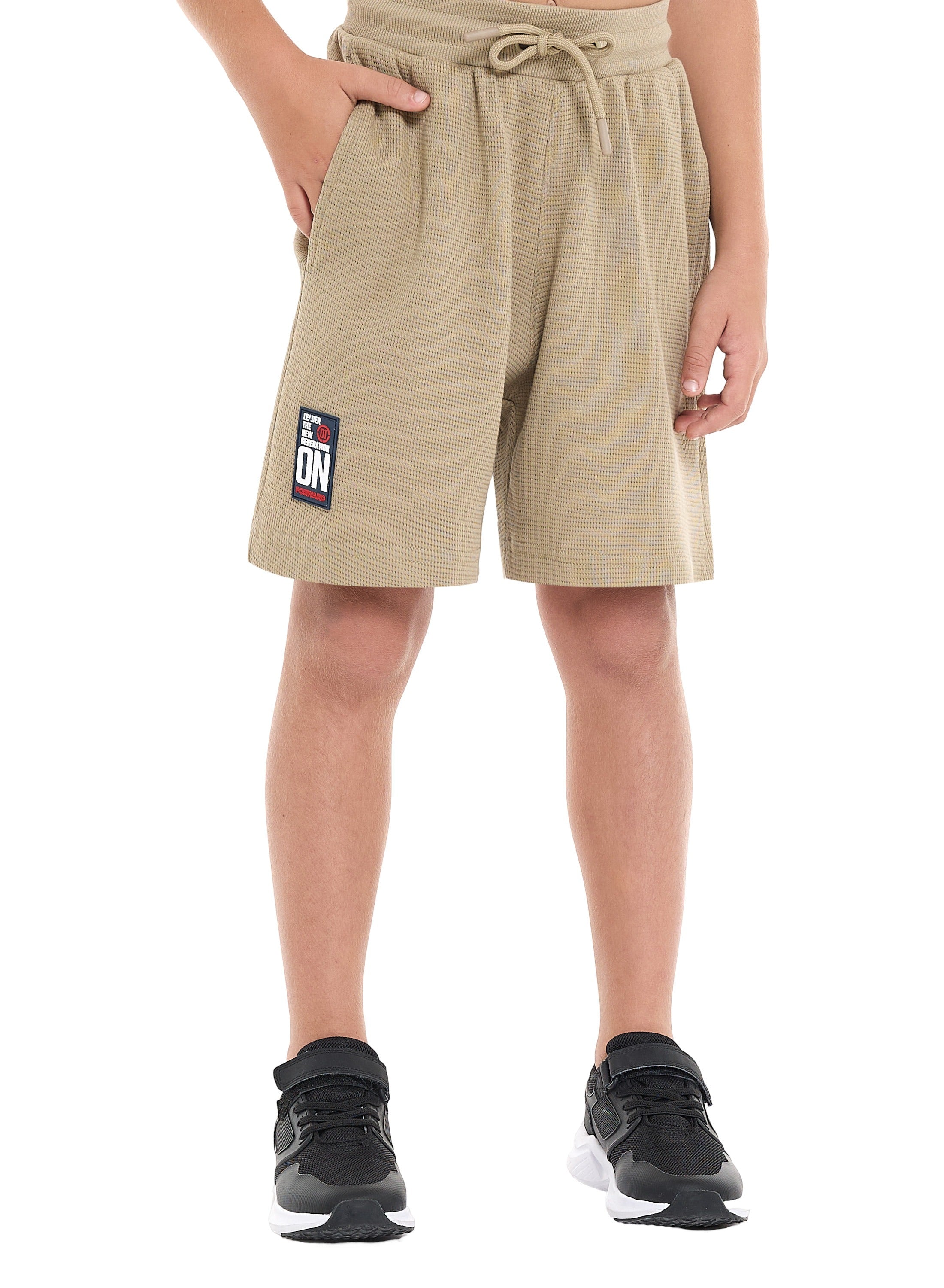 Oversized - Boys' Jacquard 2-Piece Set - T-Shirt With Badge Detail And Matching Shorts With Pockets,