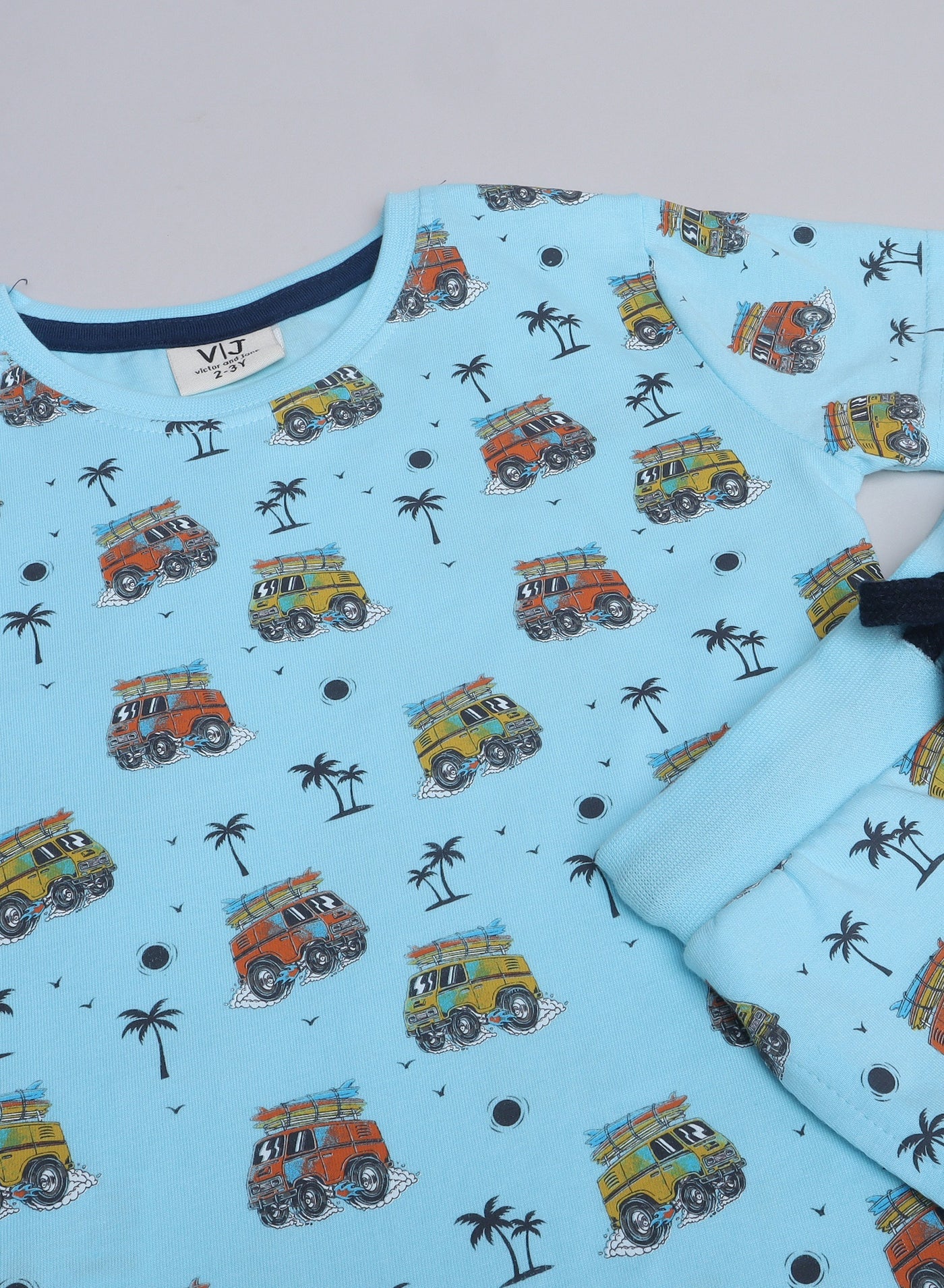 Victor and Jane - All-Over Printed T-shirt and Shorts Pyjama Set