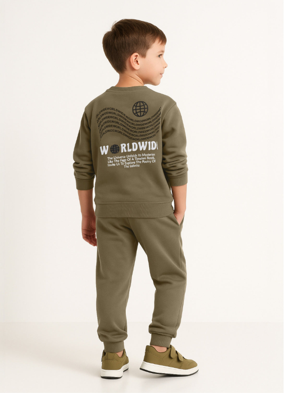 Graphic Sweatshirt Jogger
