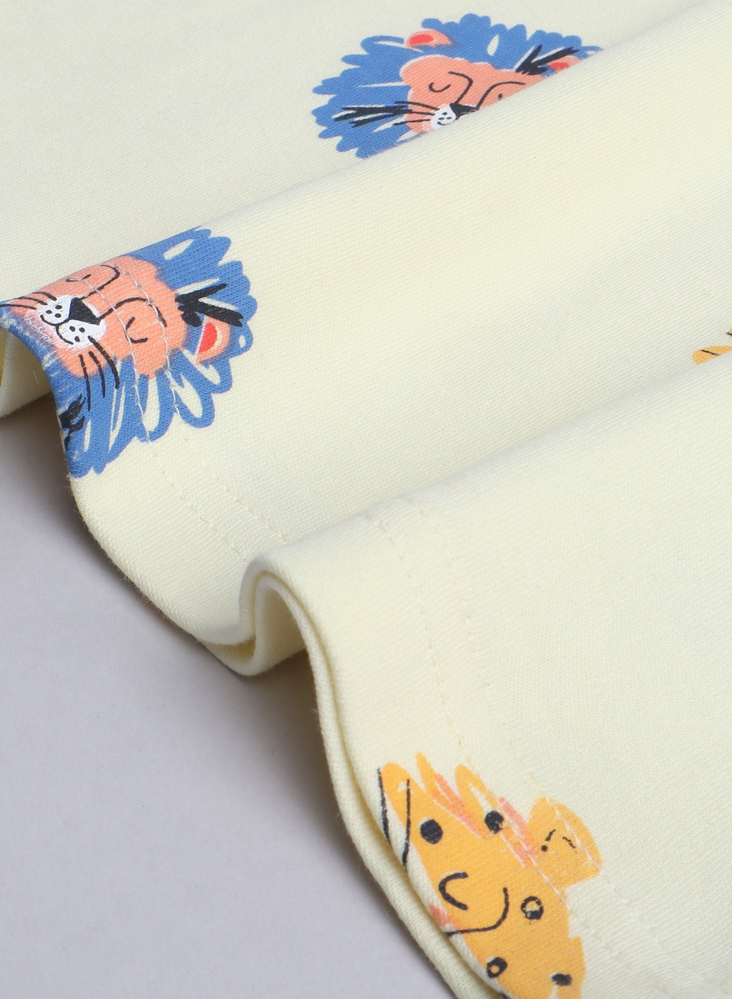 Victor and Jane Infant 2PC Set, T-Shirt with Cute Tiger Print And Blue Shorts