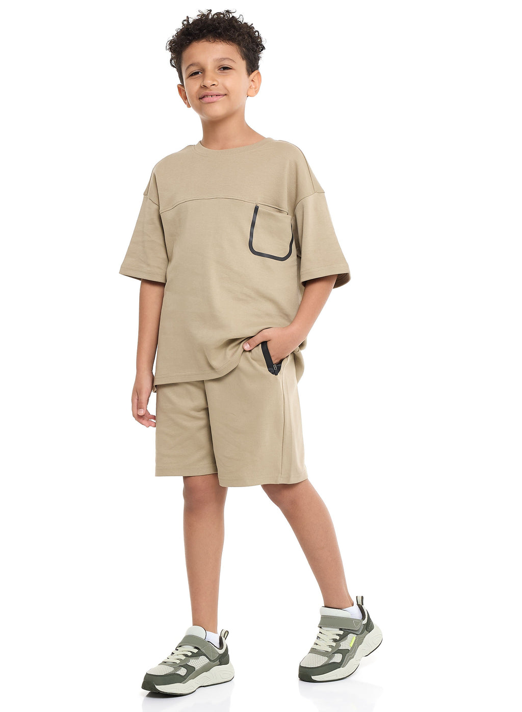 Oversized - Boys' Jacquard 2-Piece Set - T-Shirt And Matching Shorts With Pocket Detail
