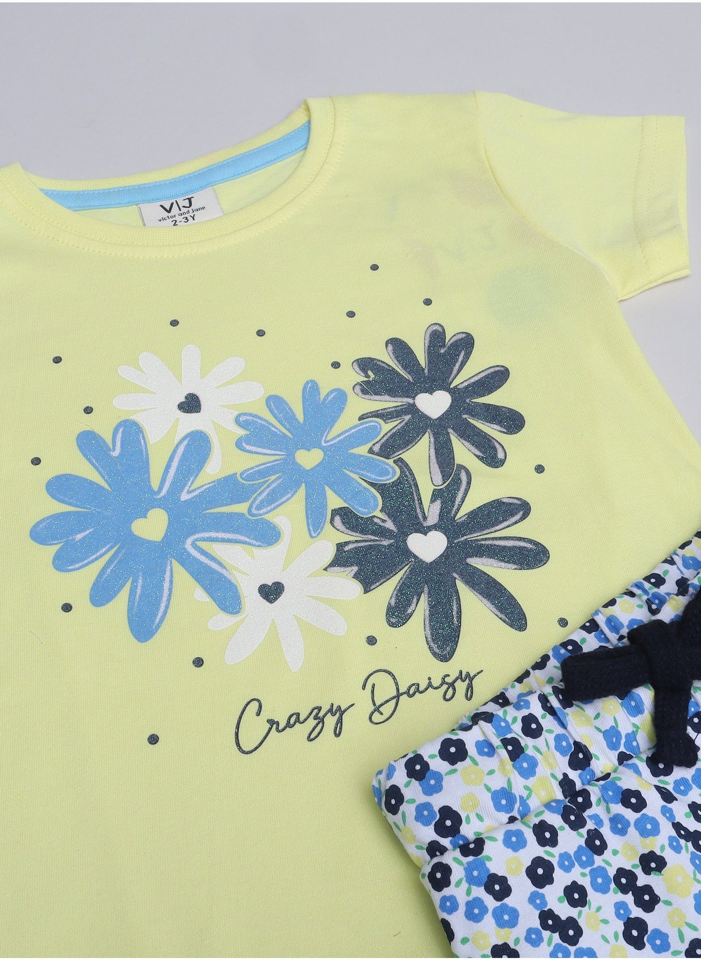 Victor and Jane - Printed T-shirt and Pyjama Set