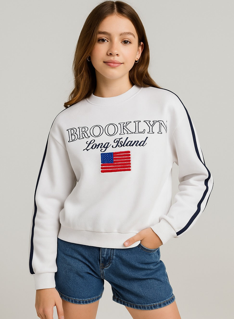 Brooklyn Graphic Sweatshirt – Off White | 100% Cotton Fleece |