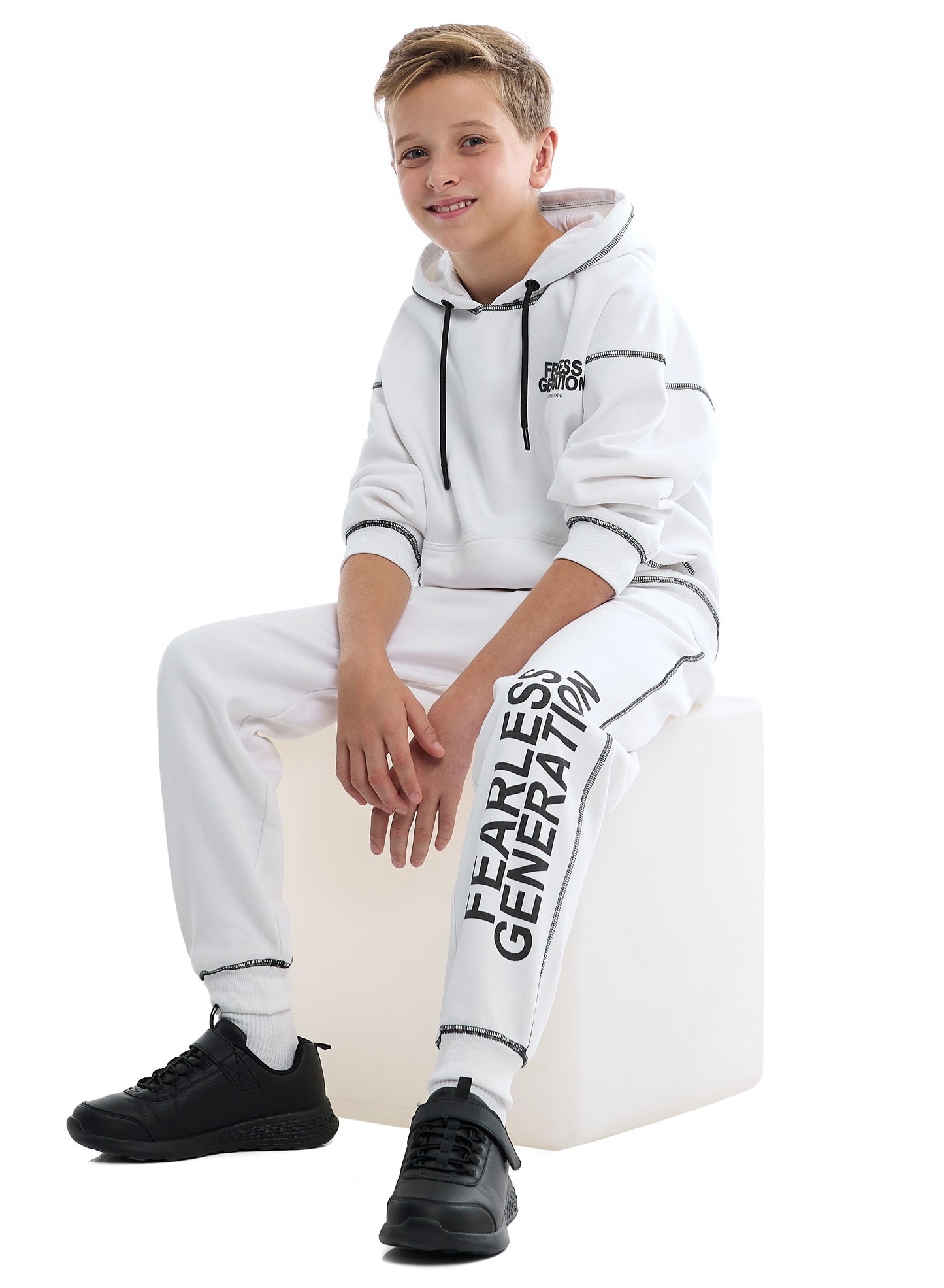 Boys Relaxed Fit Off-White Hoodie & Joggers Set |