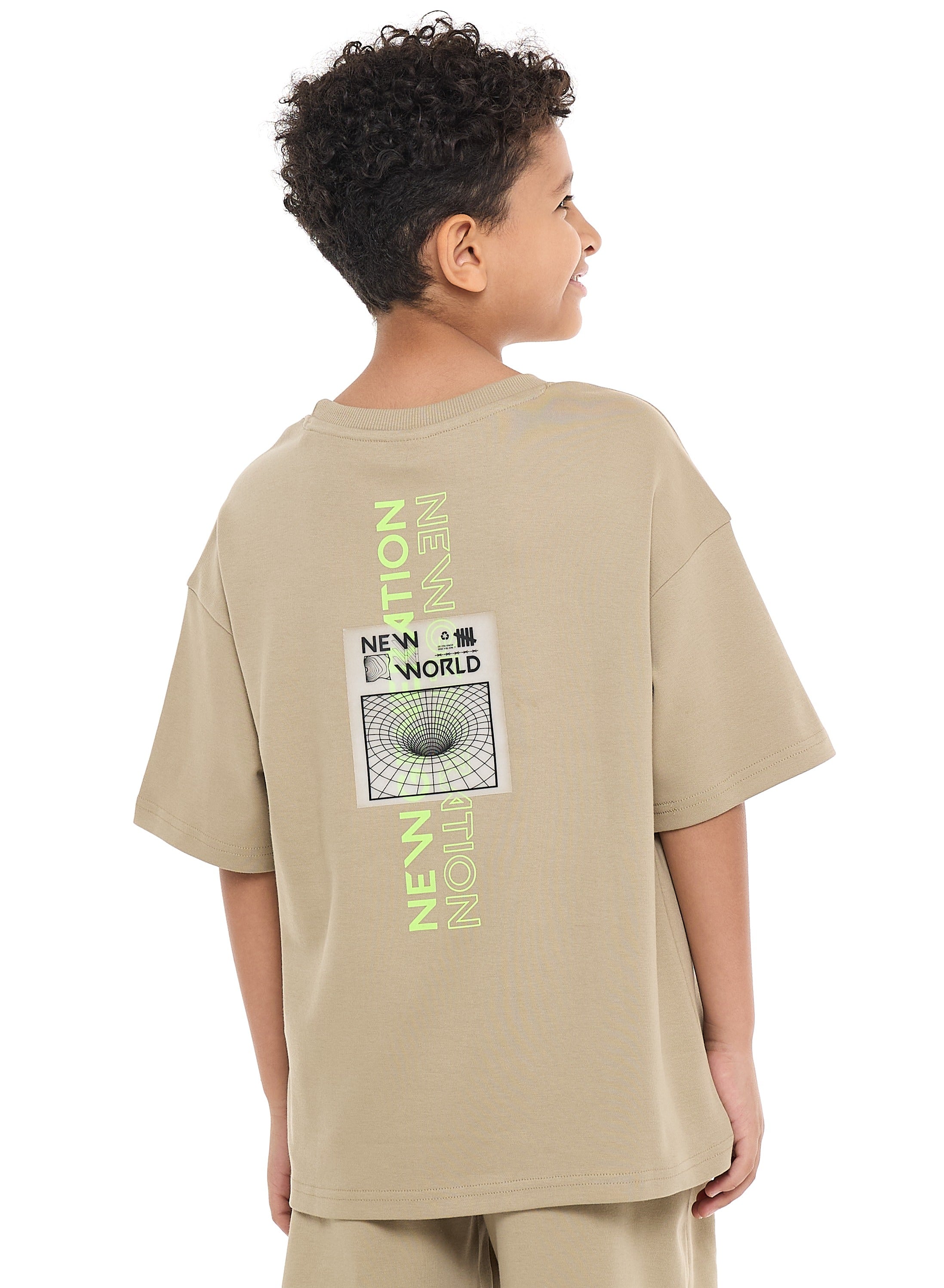 Oversized - Boys' Jacquard 2-Piece Set - T-Shirt And Matching Shorts With Pocket Detail