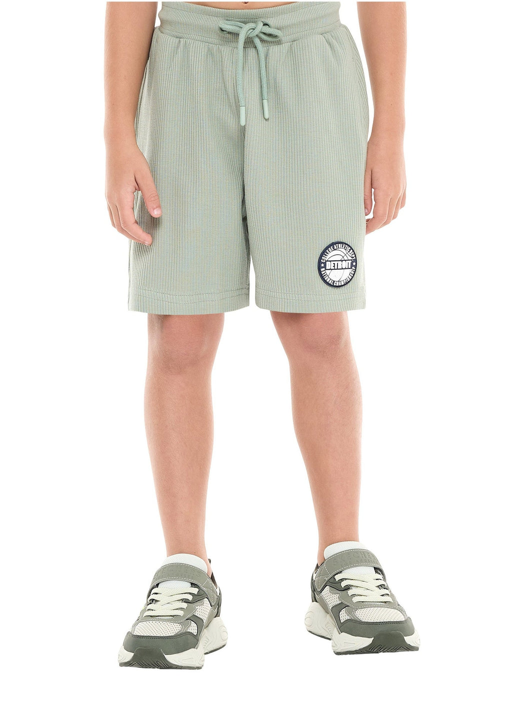 Oversized - Boys' Jacquard 2-Piece Set - T-Shirt With Badge Detail And Matching Shorts With Pockets