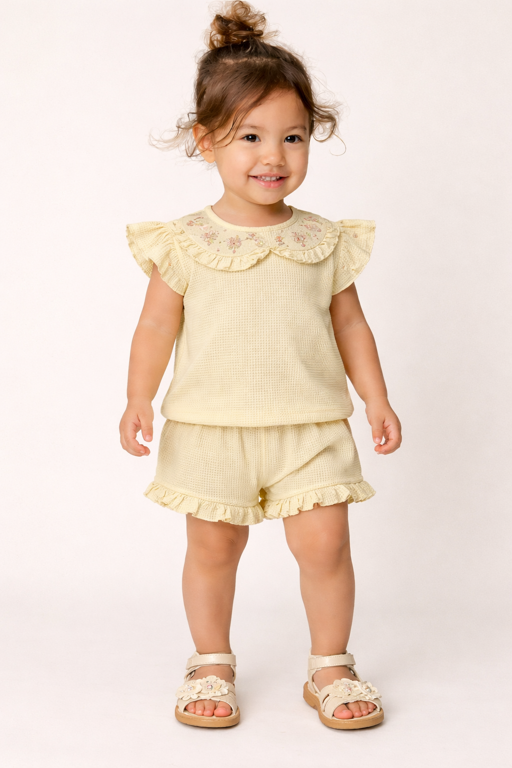 Girls 2 Pc Set Sunshine Waffle-Knit Ruffle Collar & Shorts Set