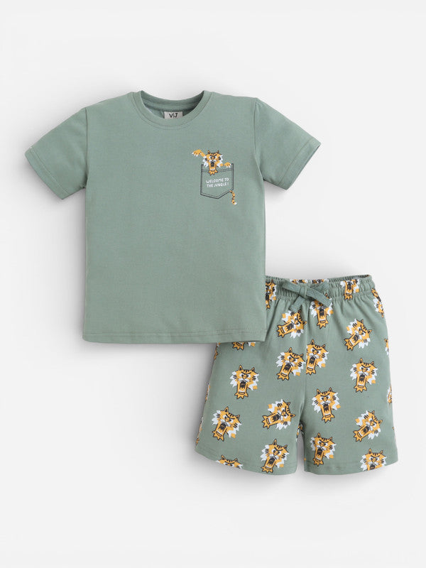 Boys Giraffe Print Cotton Pajama Set “ T-Shirt & Shorts Nightwear