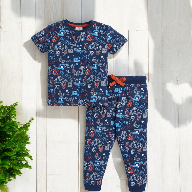 Victor and Jane - All-Over Printed T-shirt and Pyjama Set