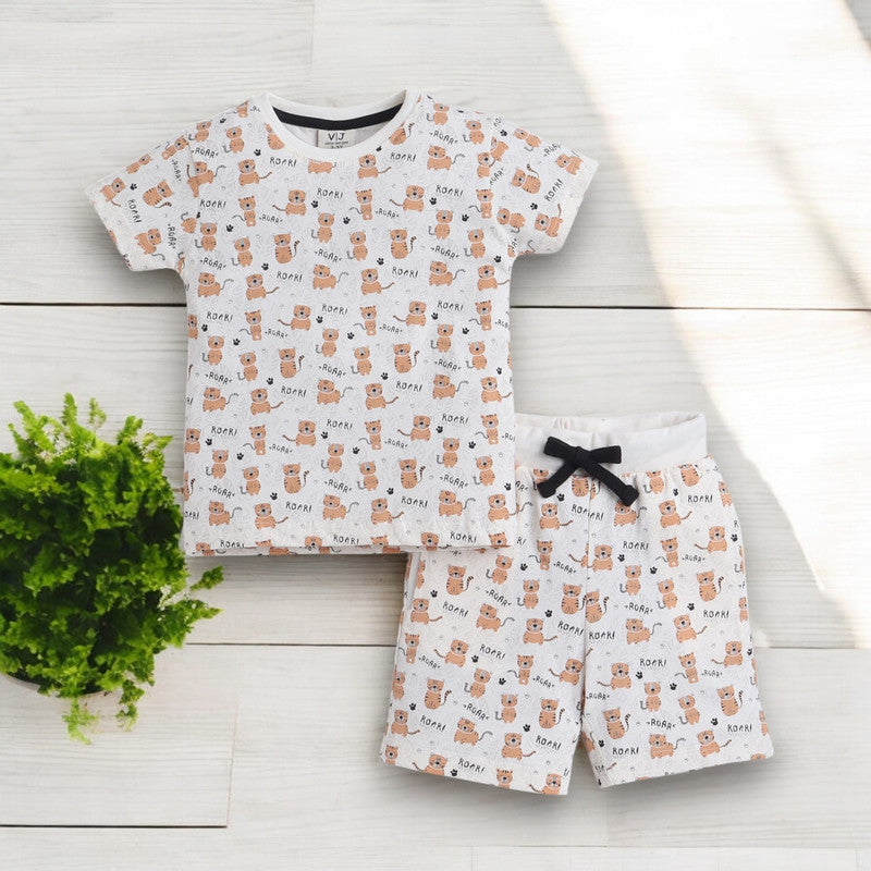 Victor and Jane - All-Over Printed T-shirt and Shorts Pyjama Set