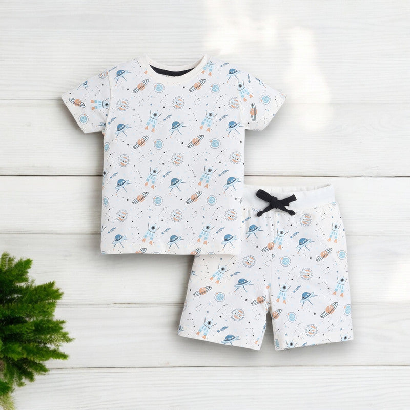 Victor and Jane - All-Over Printed T-shirt and Shorts Pyjama Set