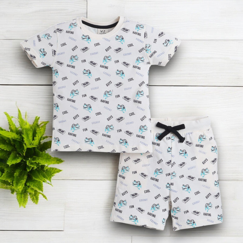Victor and Jane - All-Over Printed T-shirt and Shorts Pyjama Set