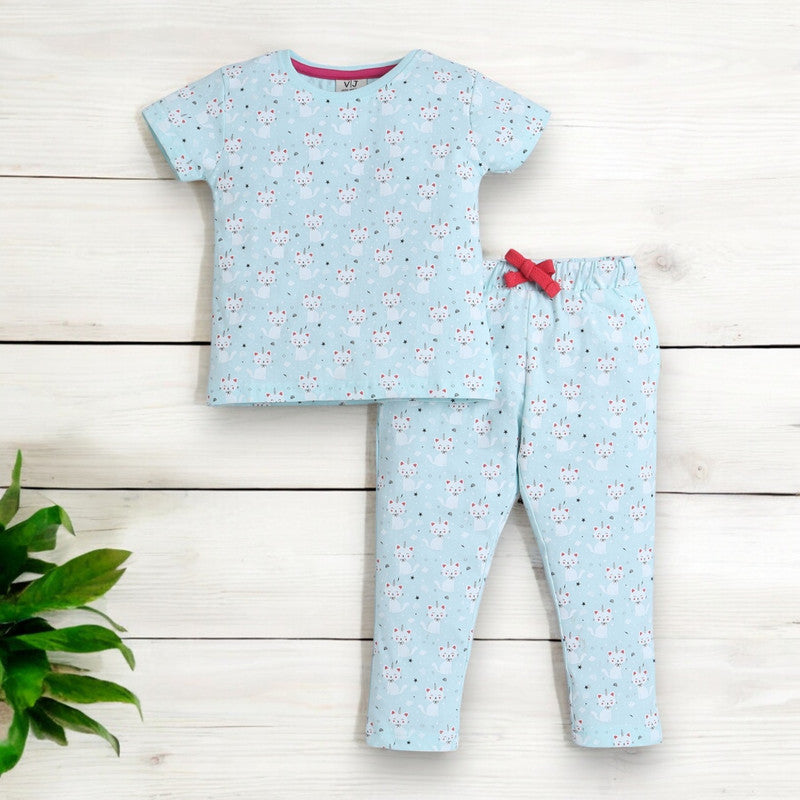 Victor and Jane - All-Over Printed T-shirt and Pyjama Set