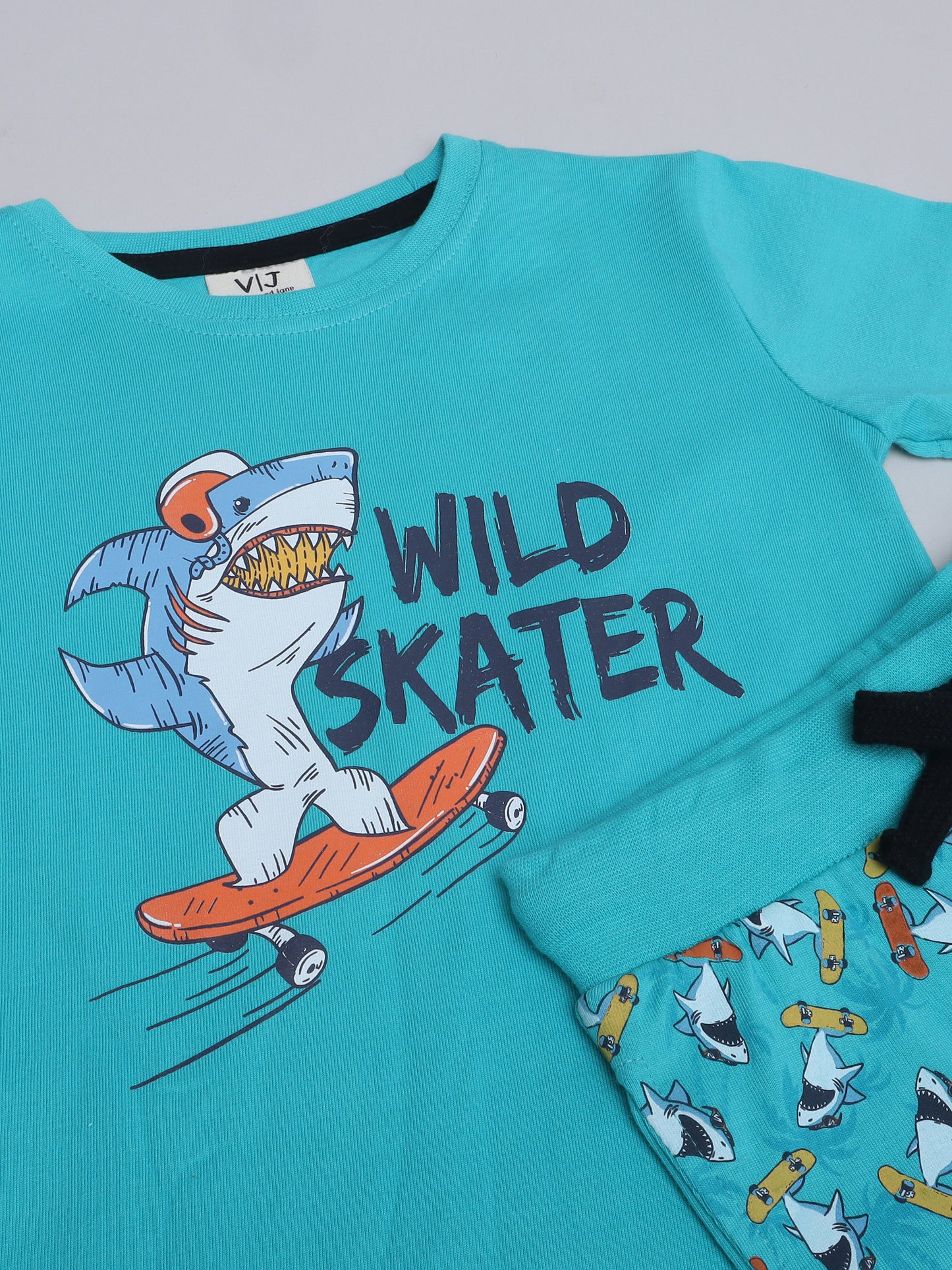 Victor and Jane - Printed T-shirt and Pyjama Set