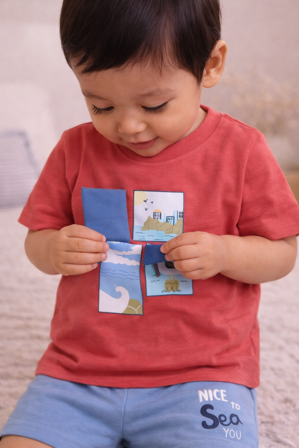 Infant Boys’ 2-Piece Set “ Interactive Flip-Graphic Tee & Shorts