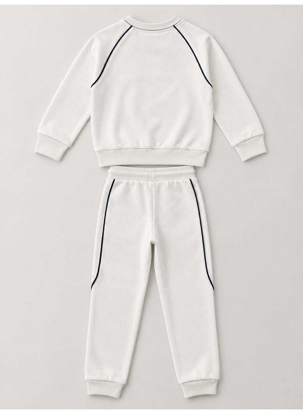 Boys’ Sweatshirt and Jogger Set with Chest Badge Detail
