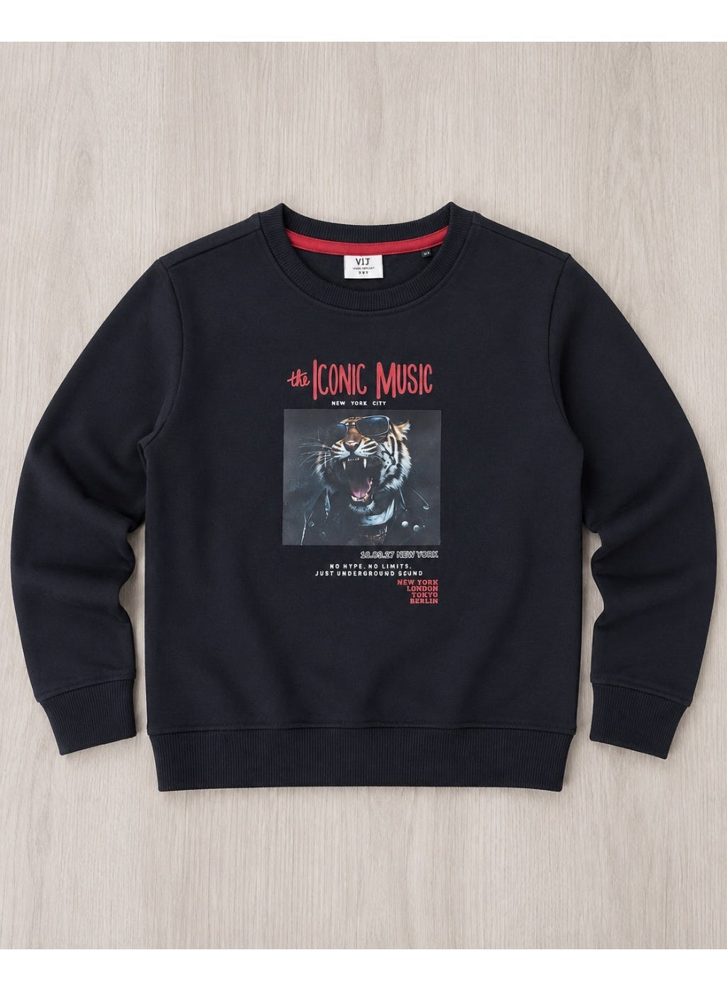 Boys’ Graphic Sweatshirt and Jogger Set