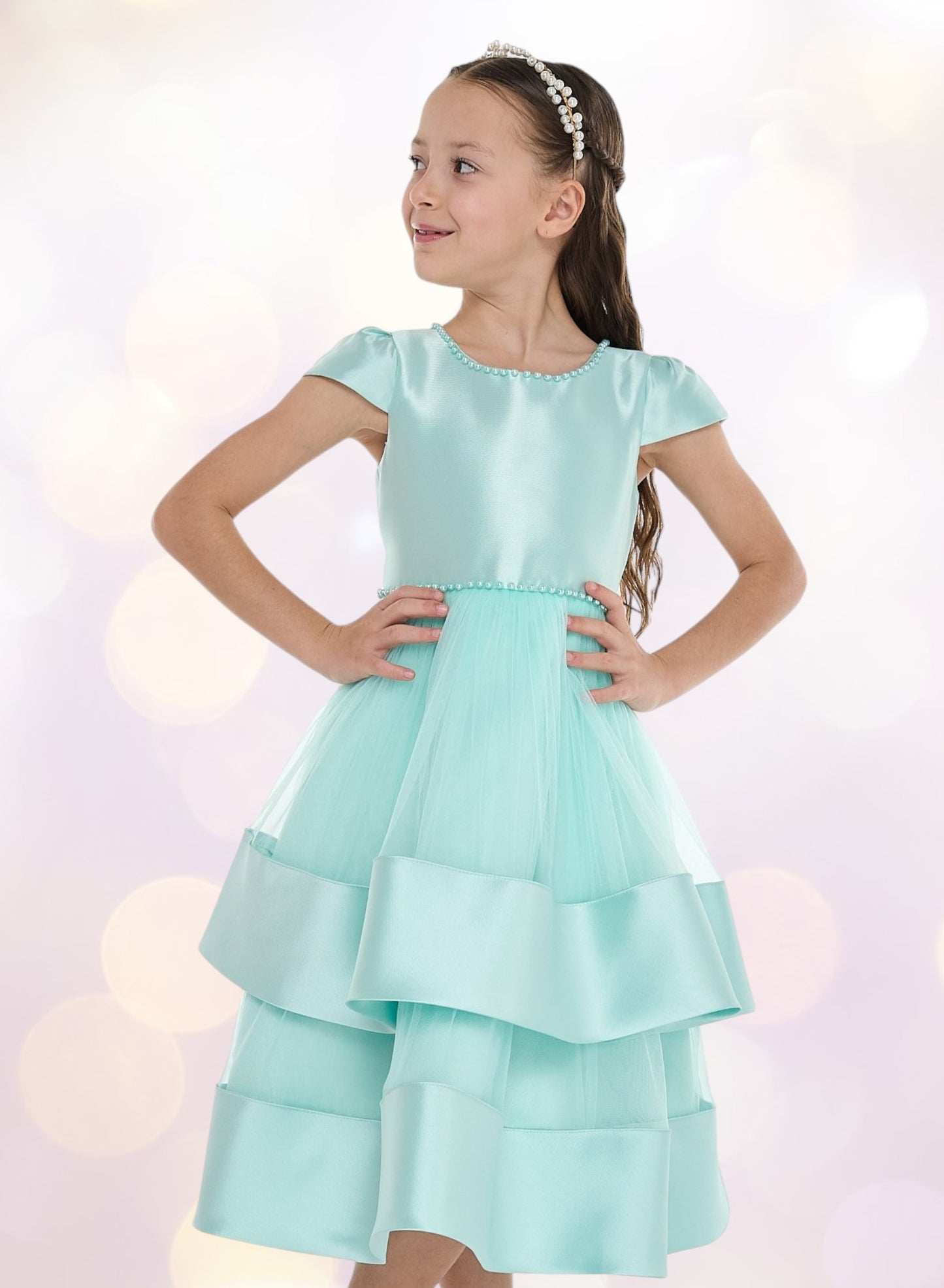 Chic Green Satin  Party Dress With Mesh & Decoration