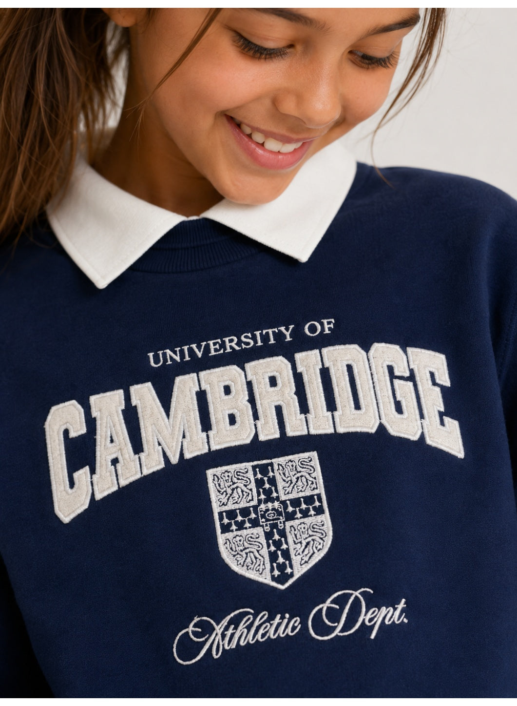 Girls Collared "Cambridge" Text Print Pullover