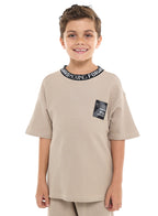 Oversized - Boys' Jacquard 2-Piece Set - T-Shirt With Badge Detail And Matching Shorts With Pockets,