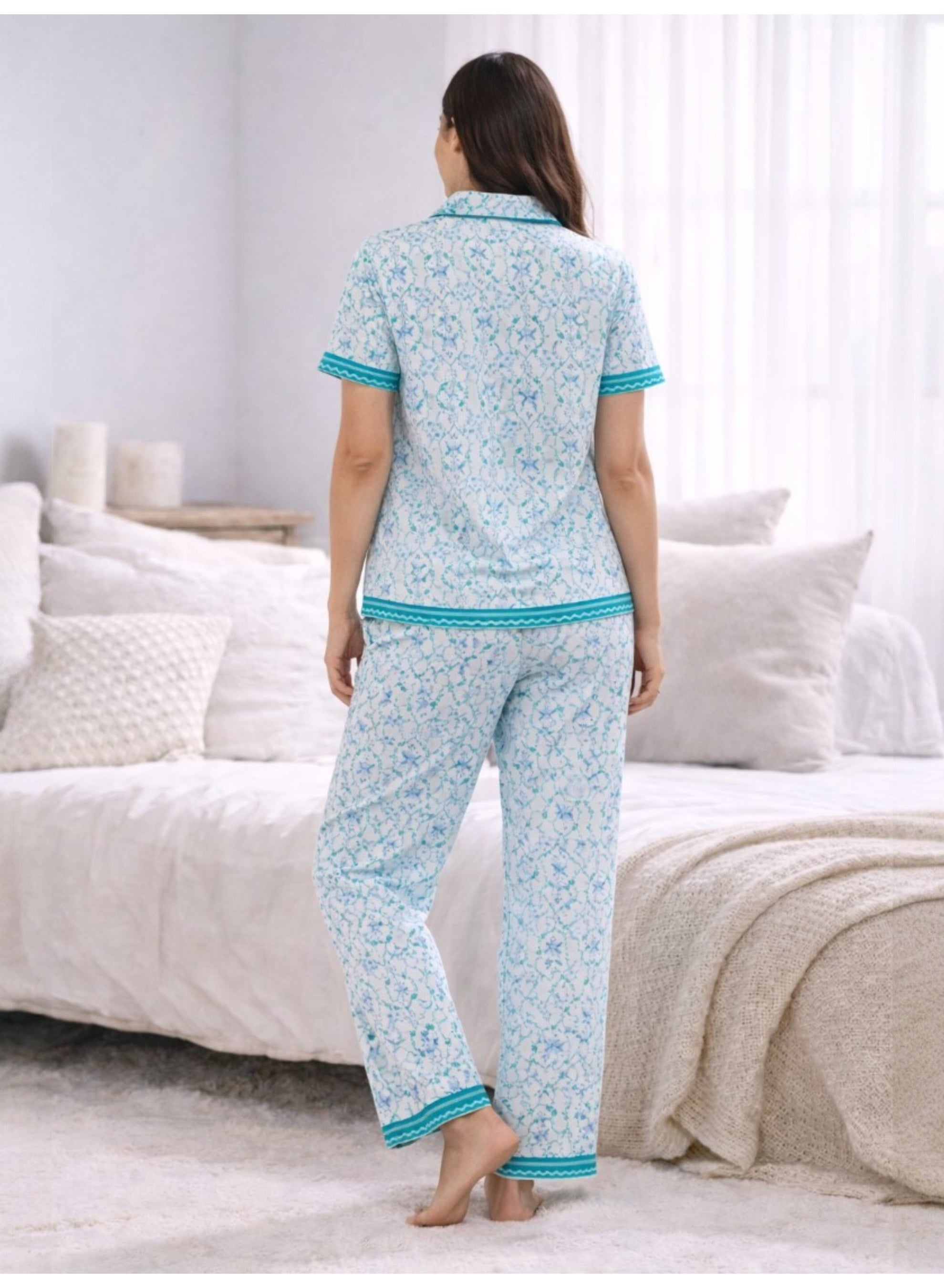 Women'S Printed Pyjama Set With Contrast Piping