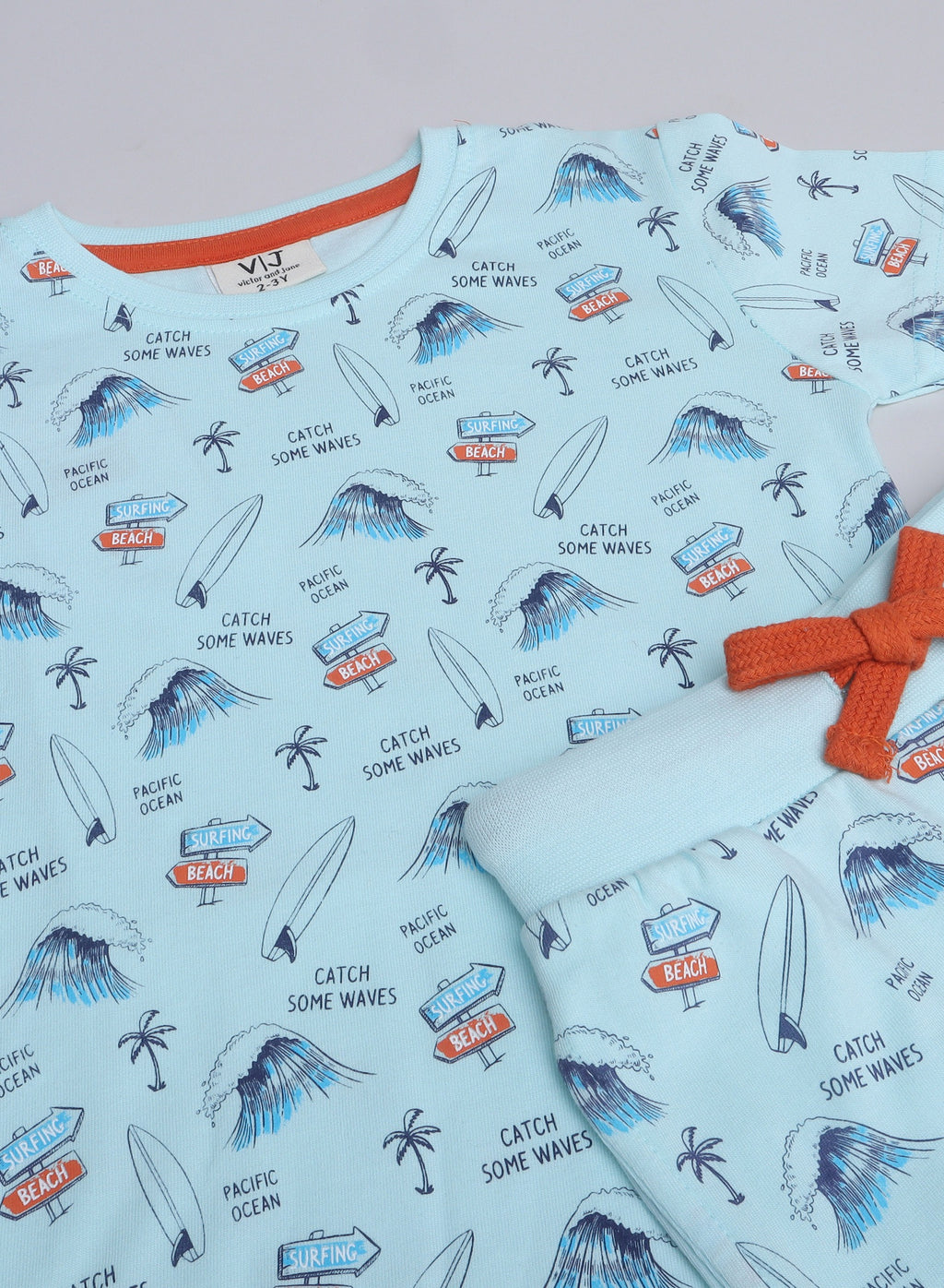 Victor And Jane - All-Over Printed T-Shirt And Pyjama Set