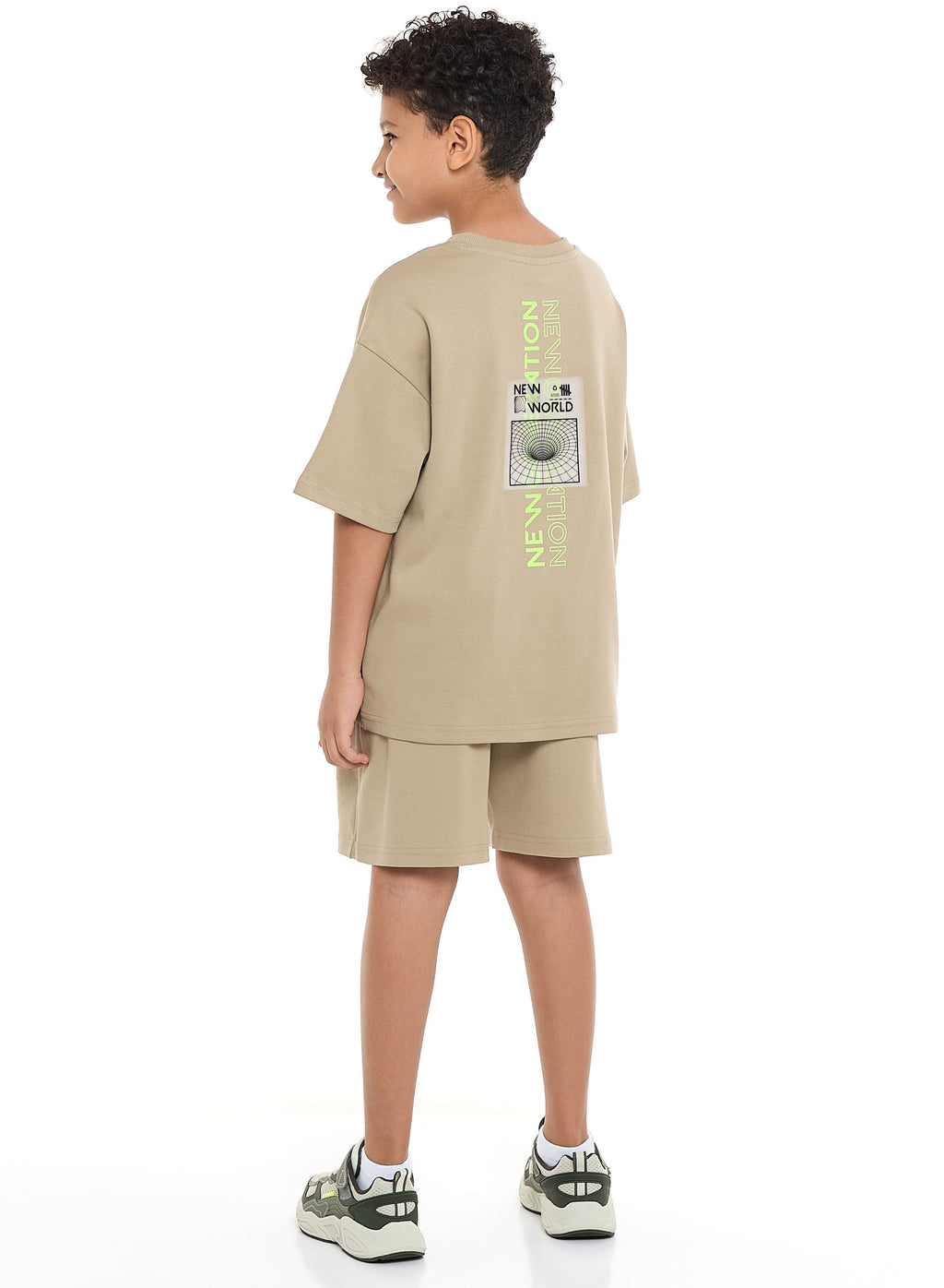 Oversized - Boys' Jacquard 2-Piece Set - T-Shirt And Matching Shorts With Pocket Detail