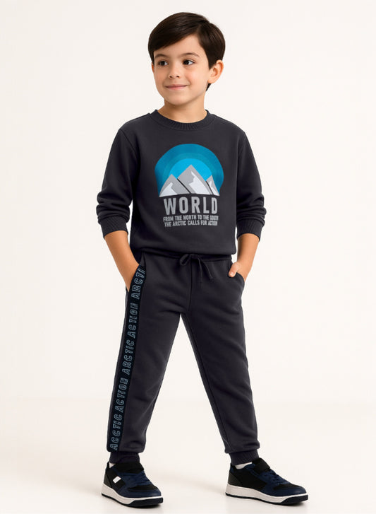 Boys’ Adventure Graphic Sweatshirt & Joggers – Charcoal Grey Fleece Set
