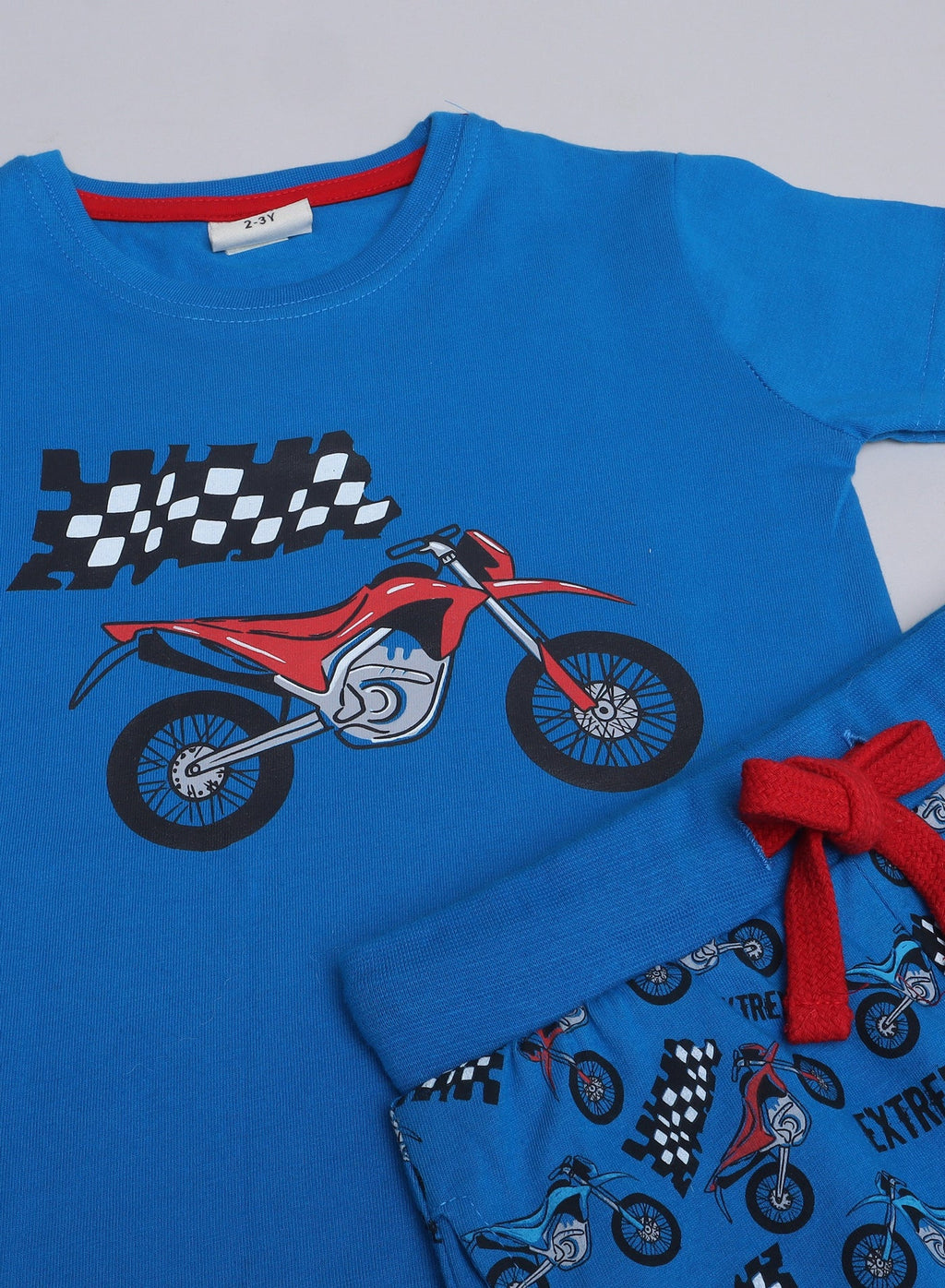 Victor And Jane - Printed T-Shirt And All-Over Printed Pyjama Set
