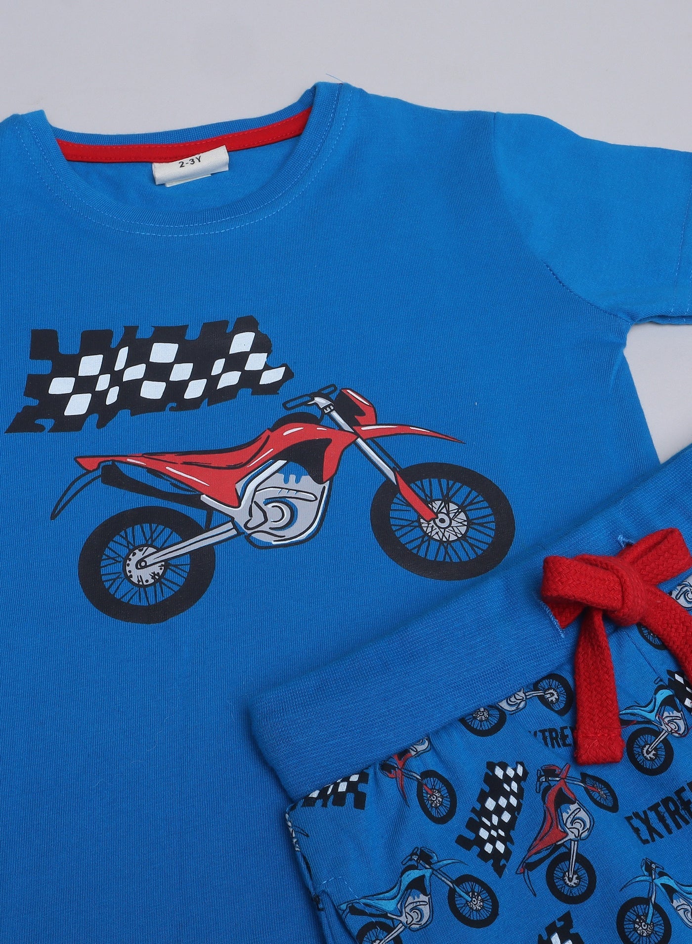 Victor And Jane - Printed T-Shirt And All-Over Printed Pyjama Set