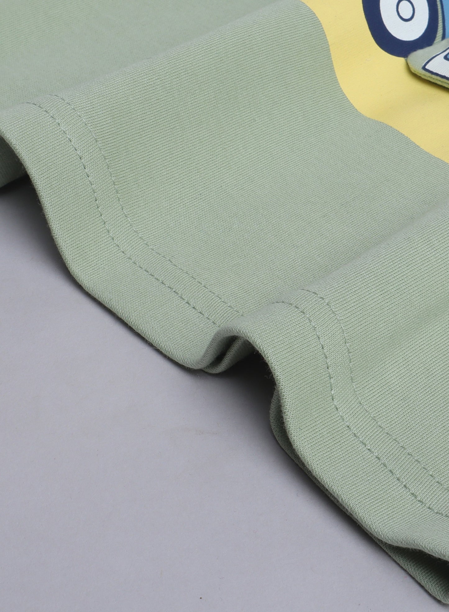 Victor and Jane Infant 2PC Set, T-Shirt with Cute Bus And Blue Shorts